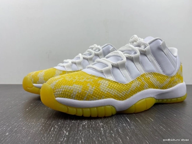 Yellow 11 AH7860-107 WMNS Jordan Low Snakeskin Air 0731